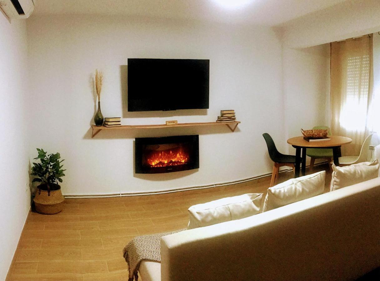 Apartamentos La Casa Del Maestro อลามา เด อรากอน ภายนอก รูปภาพ