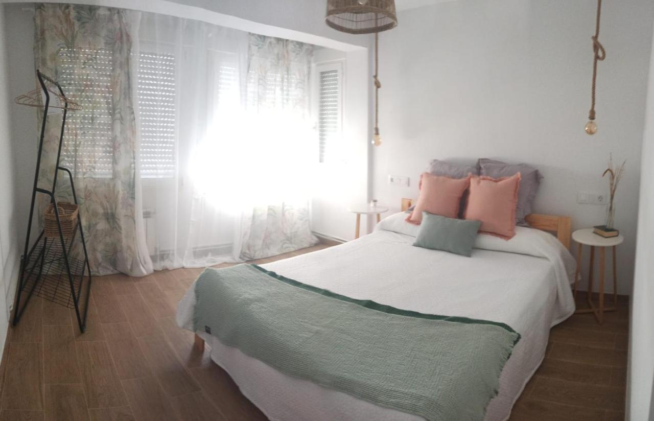 Apartamentos La Casa Del Maestro อลามา เด อรากอน ภายนอก รูปภาพ